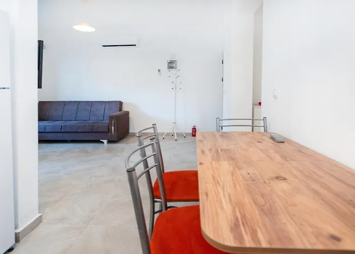 Charming Flat W Terrace 3 Min To Beach In Bodrum *