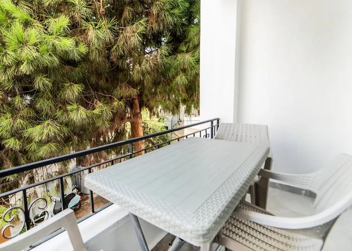 Charming Flat W Terrace 3 Min To Beach In Bodrum Turgutreis